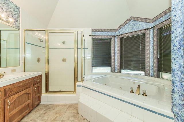 534 E Mariners Circle, Fresno, CA 93730