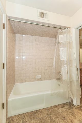 534 E Mariners Circle, Fresno, CA 93730