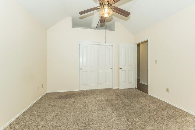 534 E Mariners Circle, Fresno, CA 93730