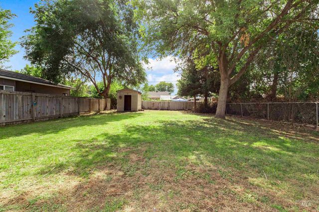 127 Shoshone Ave, Nampa, ID 83651