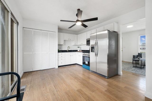 2156 Bridlewood Boulevard, Obetz, OH 43207