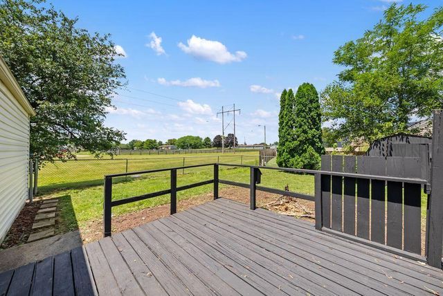 2156 Bridlewood Boulevard, Obetz, OH 43207