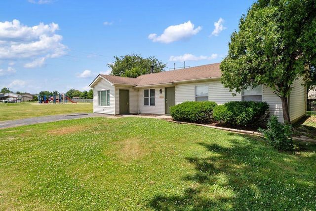 2156 Bridlewood Boulevard, Obetz, OH 43207