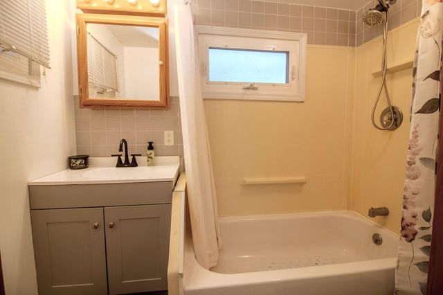 6351 S State Rd 10, Knox, IN 46534