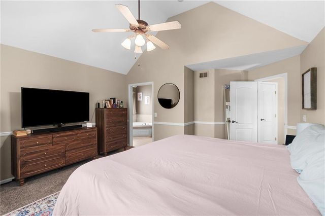 405 SW Gentry Lane, Lee's Summit, MO 64081