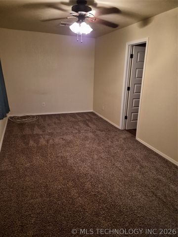 316 NW 6th, Checotah, OK 74426