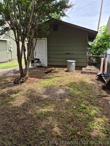 316 NW 6th, Checotah, OK 74426