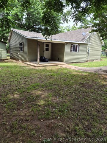 316 NW 6th, Checotah, OK 74426