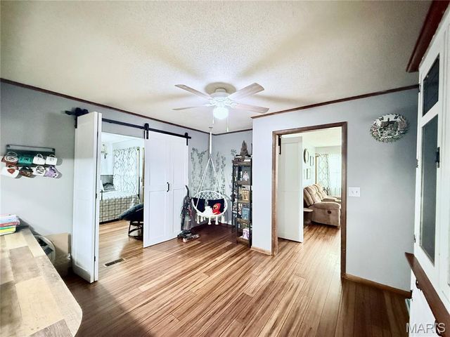 430 N Fredrick Street, Houston, MO 65483