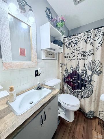 430 N Fredrick Street, Houston, MO 65483