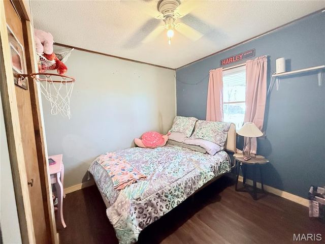 430 N Fredrick Street, Houston, MO 65483