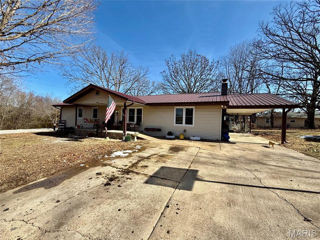 430 N Fredrick Street, Houston, MO 65483