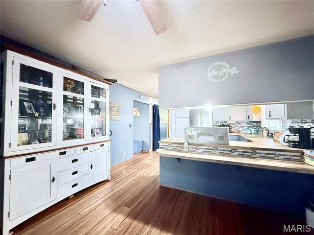 430 N Fredrick Street, Houston, MO 65483