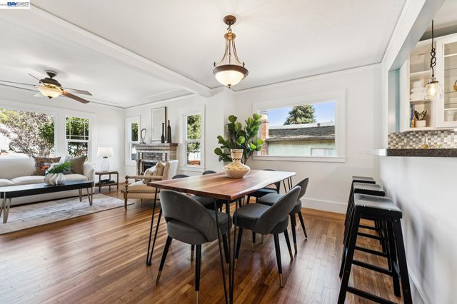 10907 Julius St, Oakland, CA 94605