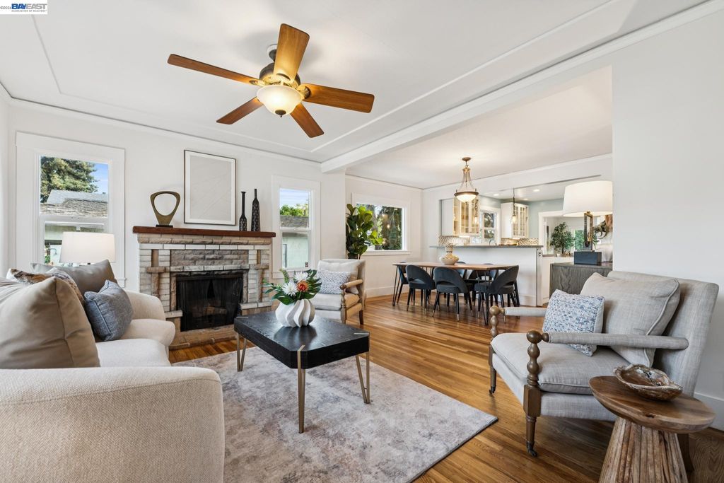 10907 Julius St, Oakland, CA 94605