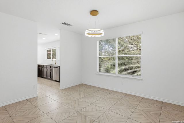 10423 Medio Crk, San Antonio, TX 78245