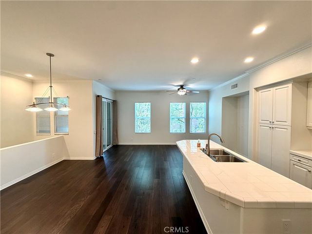 628 W 1st, Claremont, CA 91711