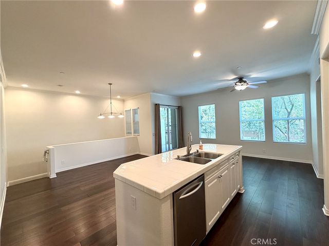628 W 1st, Claremont, CA 91711