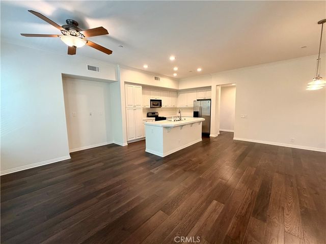 628 W 1st, Claremont, CA 91711