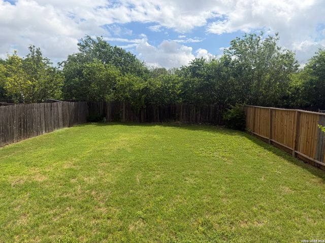7822 Hedrick Farm, San Antonio, TX 78239