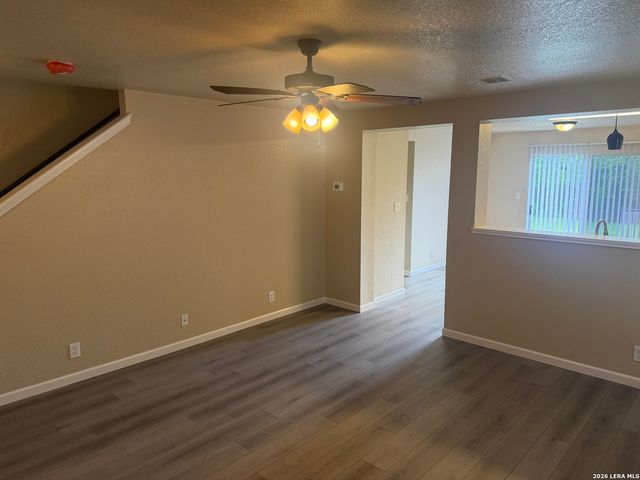 7822 Hedrick Farm, San Antonio, TX 78239