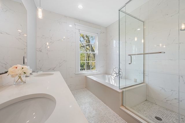 2 Brattle Circle 2, Cambridge, MA 02138