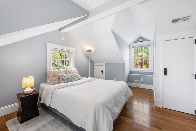 2 Brattle Circle 2, Cambridge, MA 02138