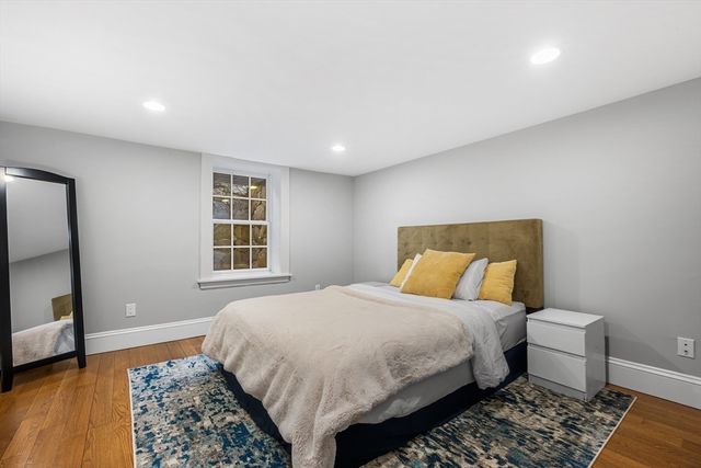 2 Brattle Circle 2, Cambridge, MA 02138