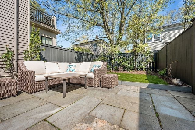 2 Brattle Circle 2, Cambridge, MA 02138