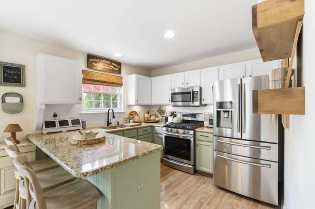 630 STEWART RD, Collegeville, PA 19426