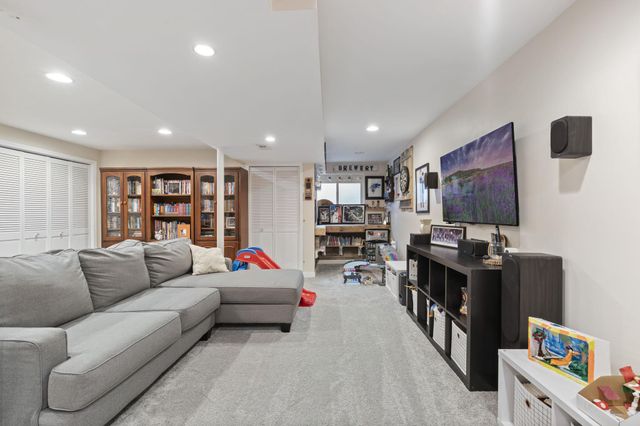 630 STEWART RD, Collegeville, PA 19426