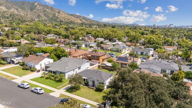 640 E Elmwood Avenue, Burbank, CA 91501