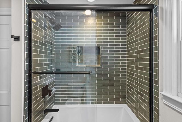 7864 N Green Bay ROAD, River Hills, WI 53217