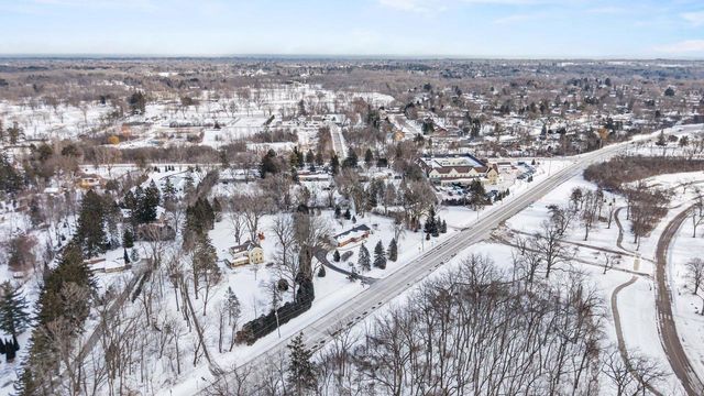 7864 N Green Bay ROAD, River Hills, WI 53217