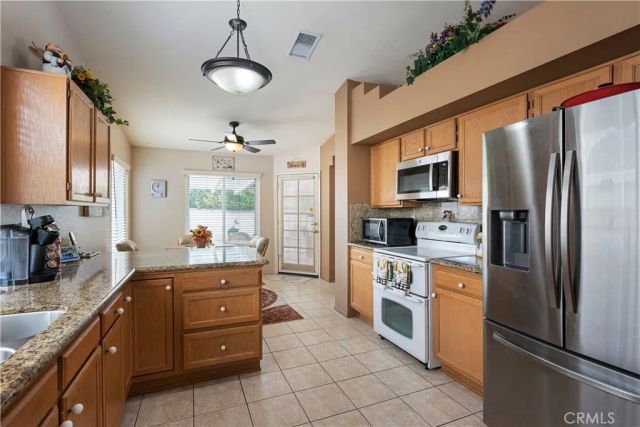 2760 Banyan Tree, Hemet, CA 92545