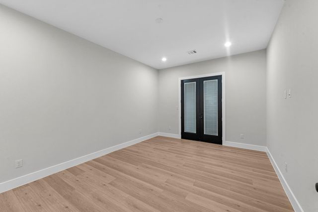 2347 Knoblock, Houston, TX 77023
