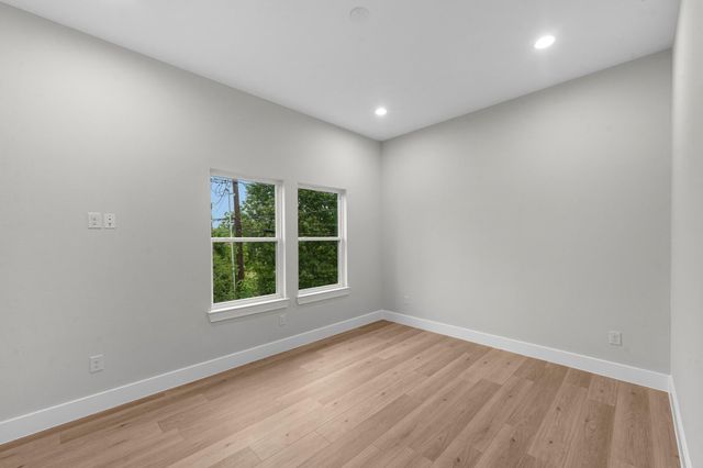 2347 Knoblock, Houston, TX 77023