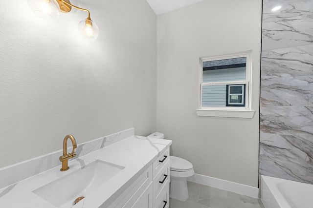2347 Knoblock, Houston, TX 77023