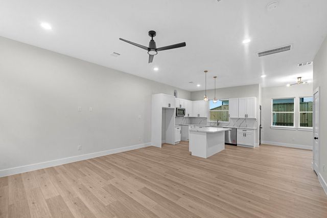 2347 Knoblock, Houston, TX 77023