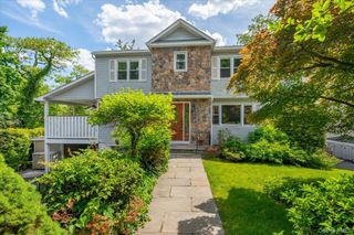49 N Chatsworth Avenue, Larchmont, NY 10538