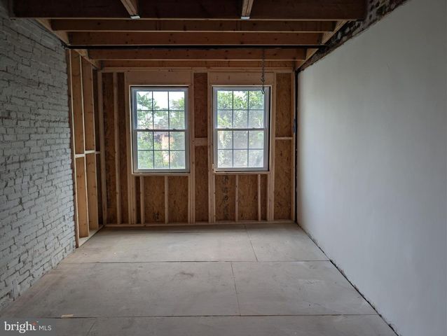1821 W FAYETTE ST, Baltimore, MD 21223