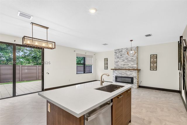 15488 NW 91st Ct, Miami Lakes, FL 33018