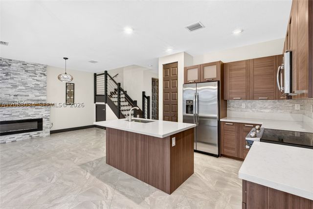 15488 NW 91st Ct, Miami Lakes, FL 33018