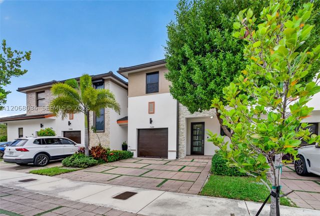 15488 NW 91st Ct, Miami Lakes, FL 33018