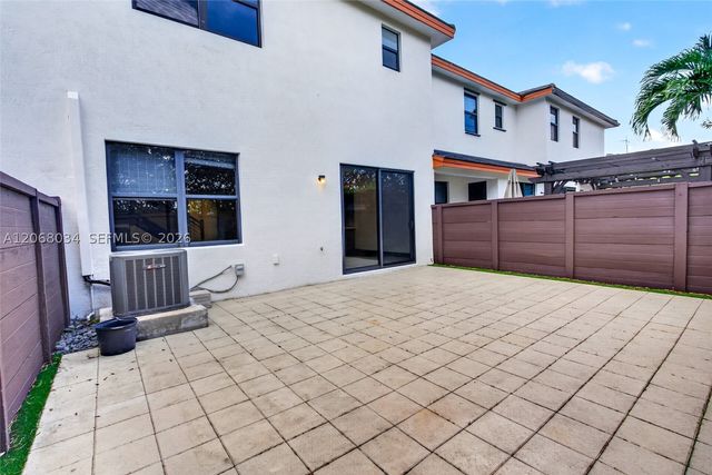 15488 NW 91st Ct, Miami Lakes, FL 33018