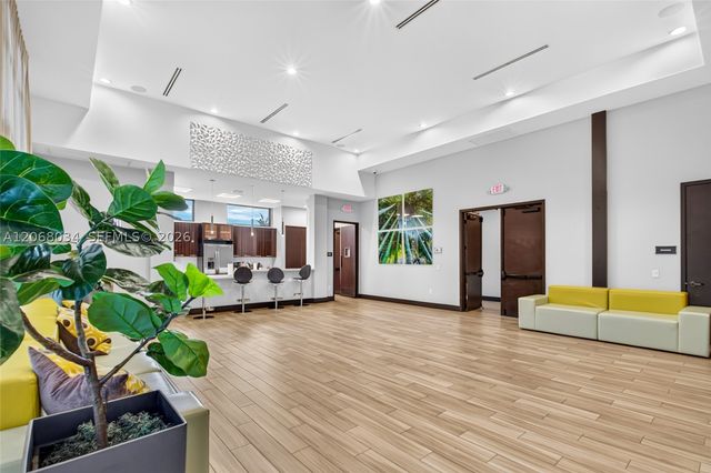 15488 NW 91st Ct, Miami Lakes, FL 33018