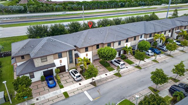 15488 NW 91st Ct, Miami Lakes, FL 33018