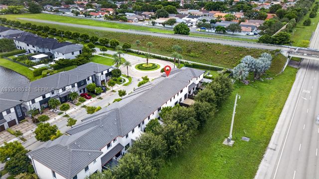 15488 NW 91st Ct, Miami Lakes, FL 33018