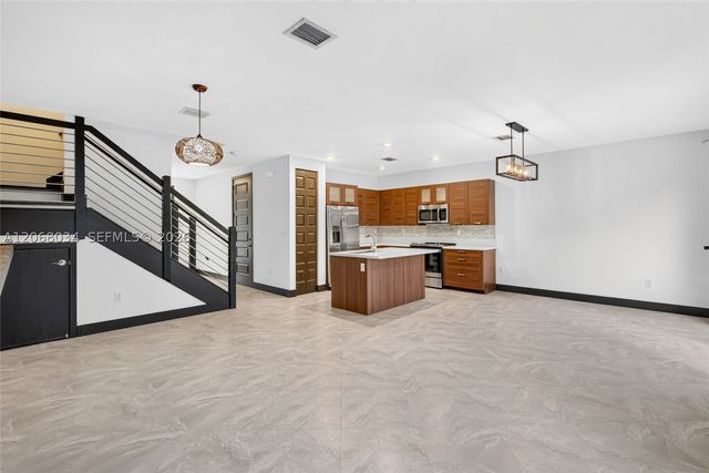 15488 NW 91st Ct, Miami Lakes, FL 33018