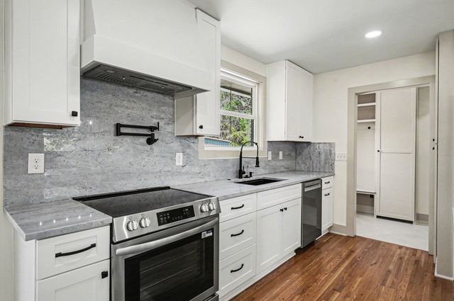 317 Willard Dr, Nashville, TN 37211